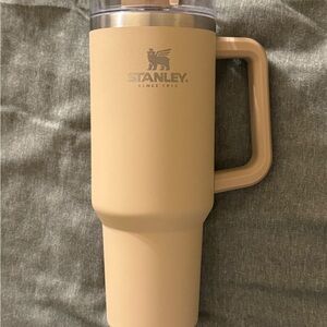 40oz Stanley with Handle